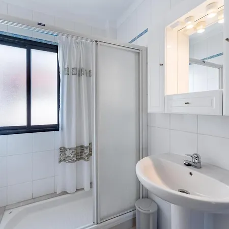 Cosy Apartment With Sea View En El Centro Los Cristianos Arona  Exterior photo